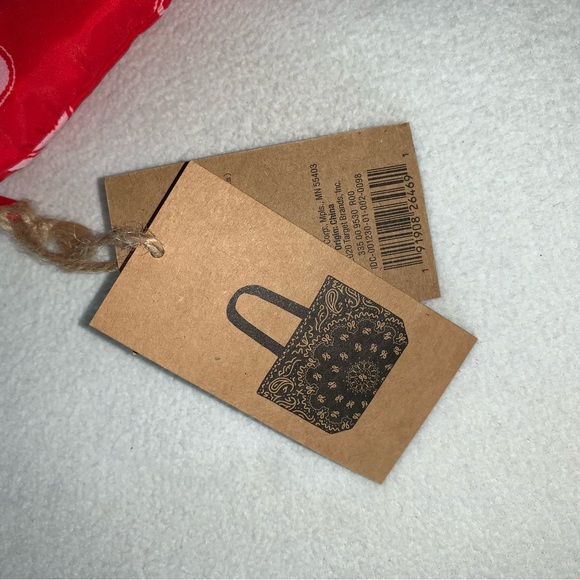 NEW! LEVI’S x Target Red Bandana Nylon Reusable Foldable Tote Bag, NWT! - Picture 7 of 10